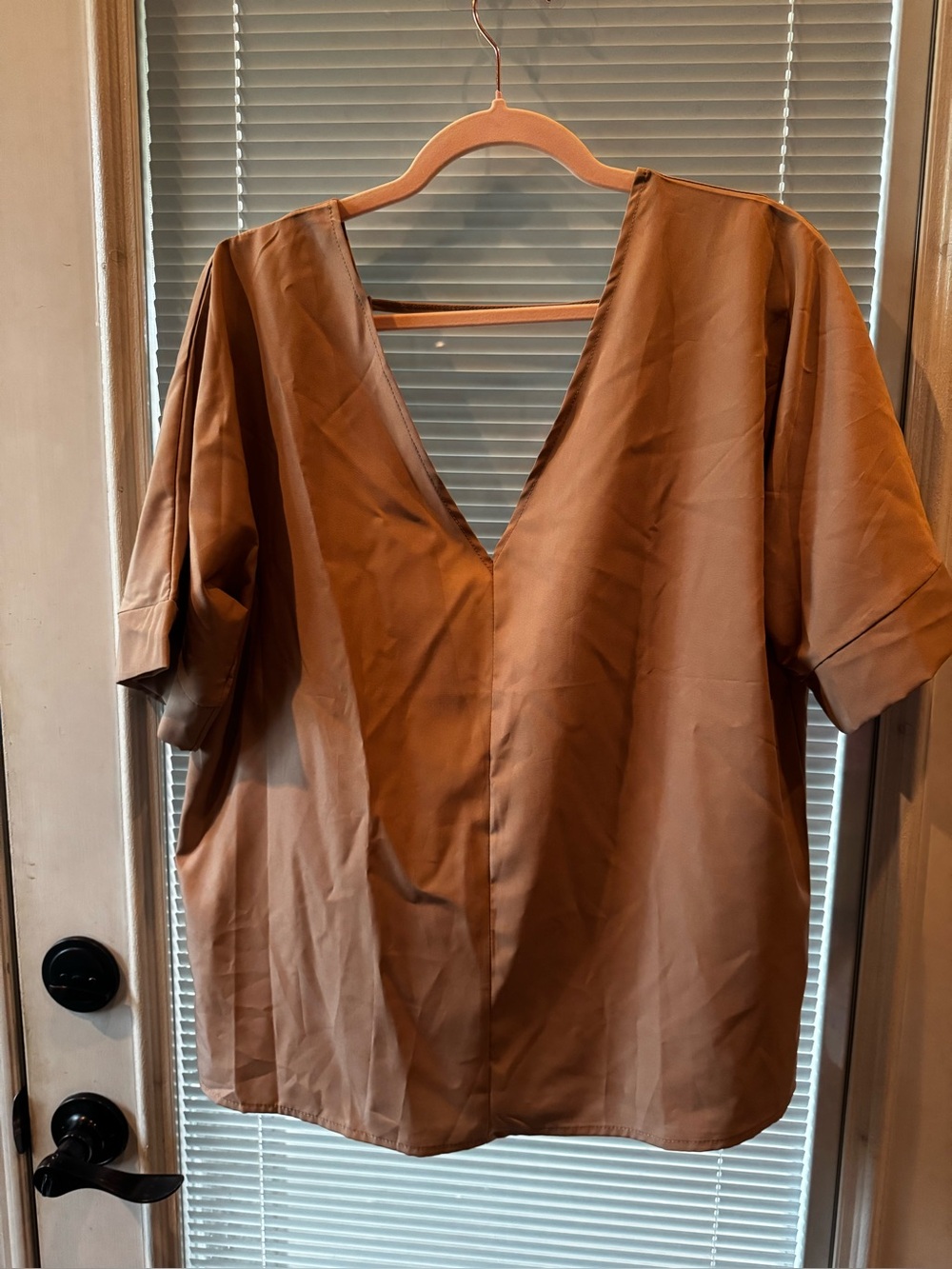 Sheim Women’s V-Neck Short Sleeve Topand pant set in Brown